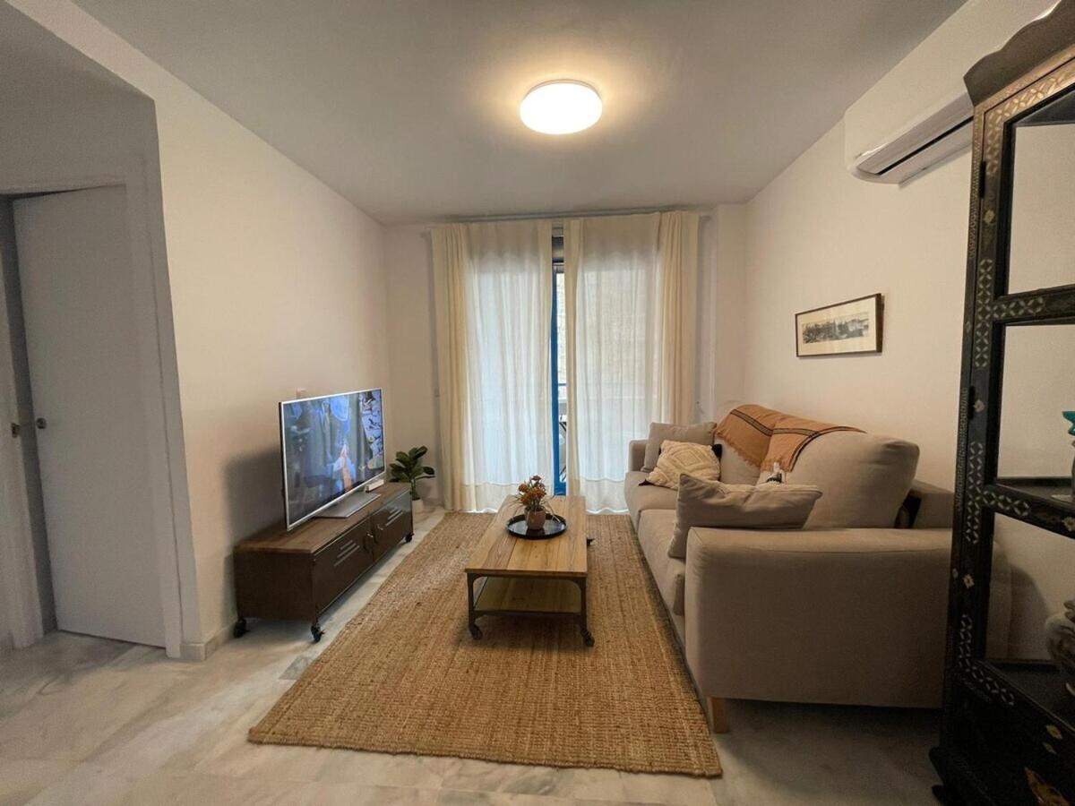 Calu Homes Cerca Playa De Huelin Malaga Luaran gambar
