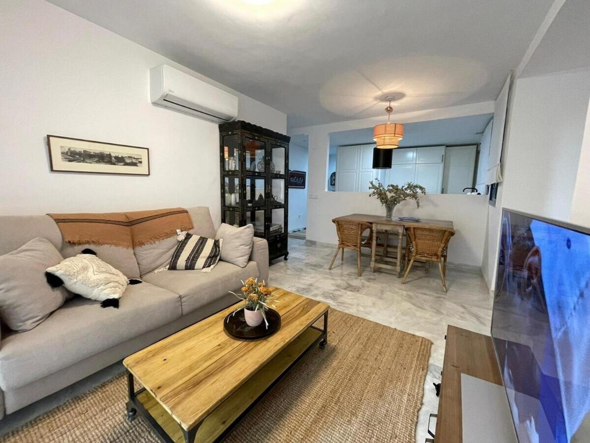 Calu Homes Cerca Playa De Huelin Malaga Luaran gambar